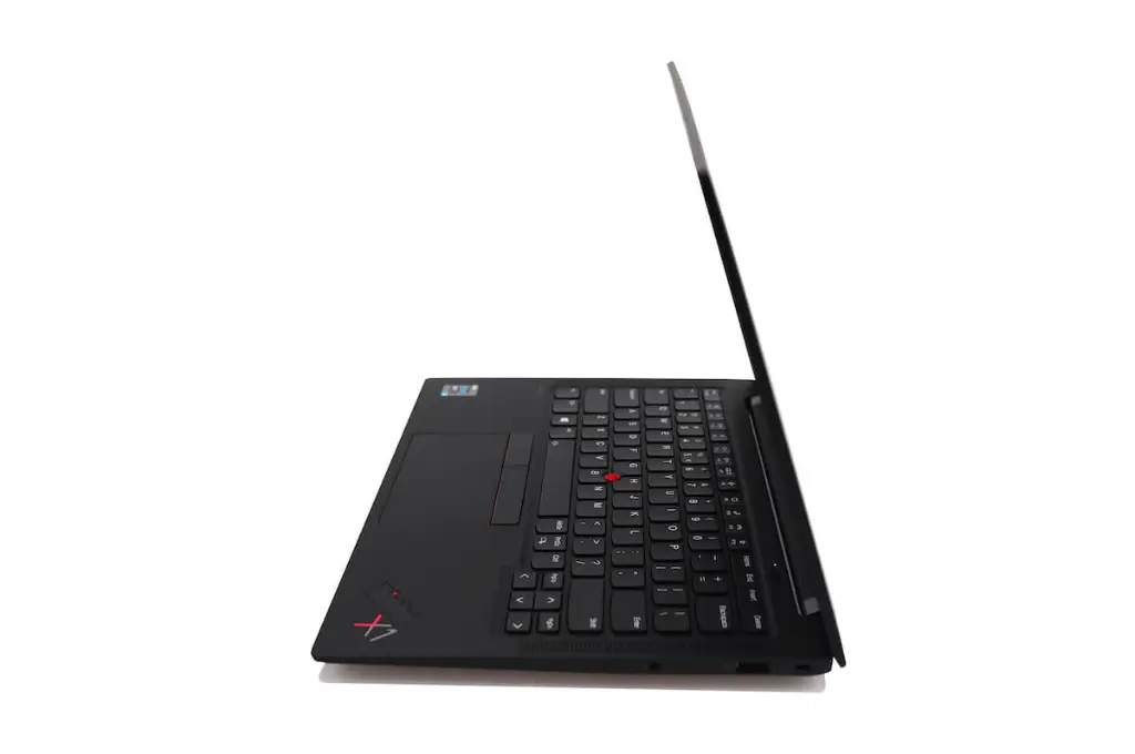 Lenovo X1 Carbon 9th sonas1.webp