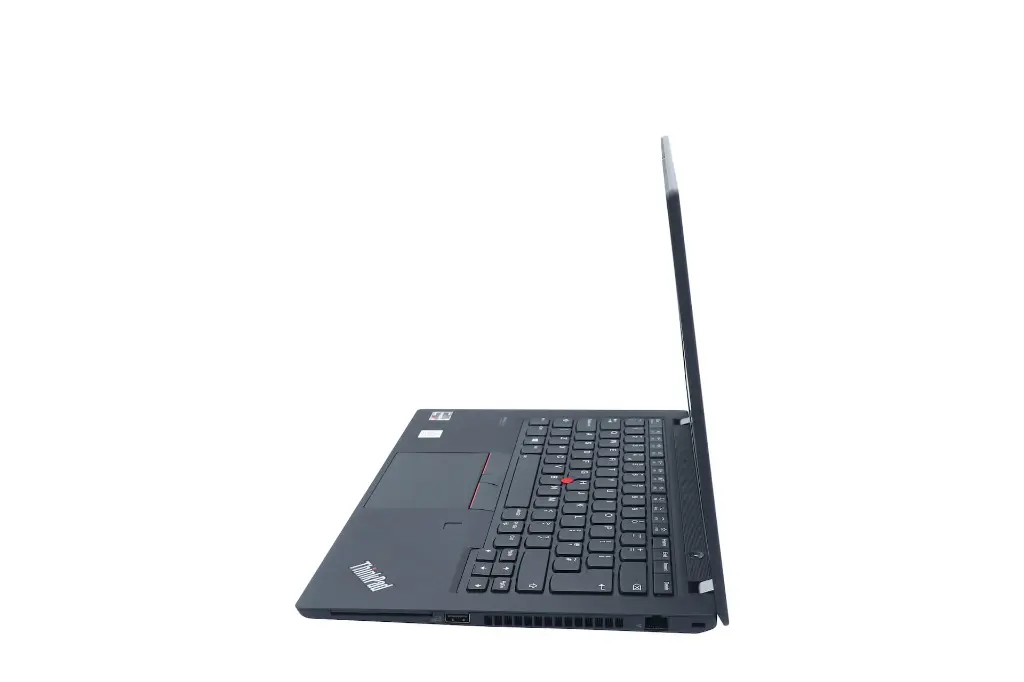 Nešiojamas kompiuteris Lenovo ThinkPad P14s Gen2 14 šonas.webp